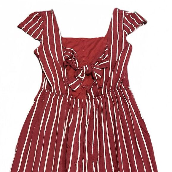 Trixxi Back‎ Cut Out Stripe Button Down Scoop Neck Cap Sleeve Maxi Dress M NWT - Picture 8 of 8